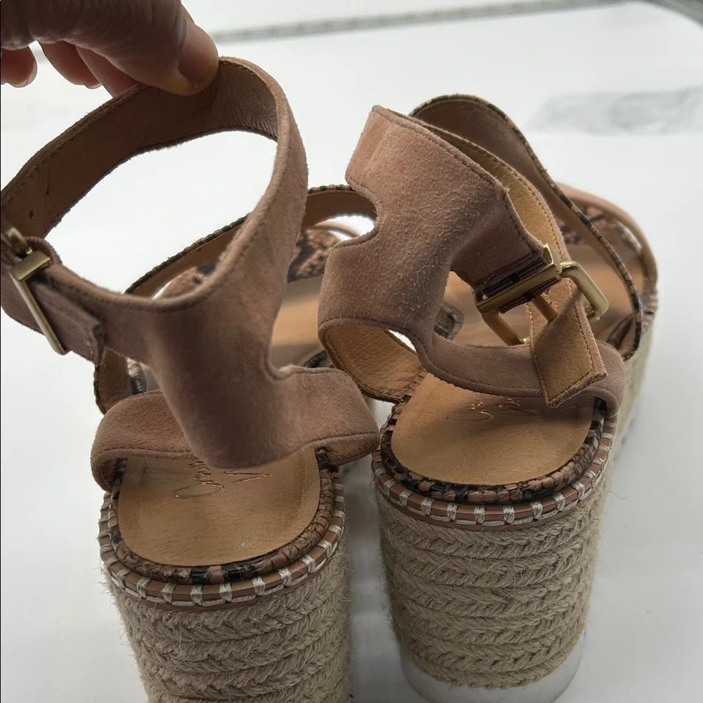 Crown Vintage Tan and Brown Snake Print Sandals